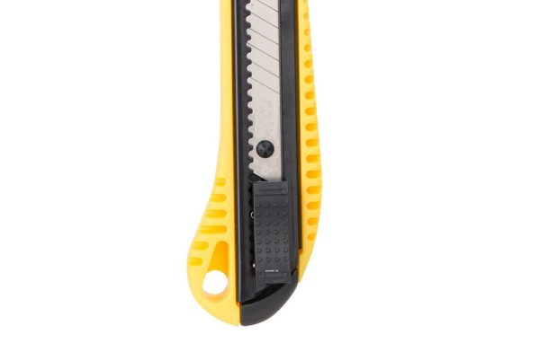 Cutter 18mm SK5 Deli Tools EDL003 (yellow) - Image 3